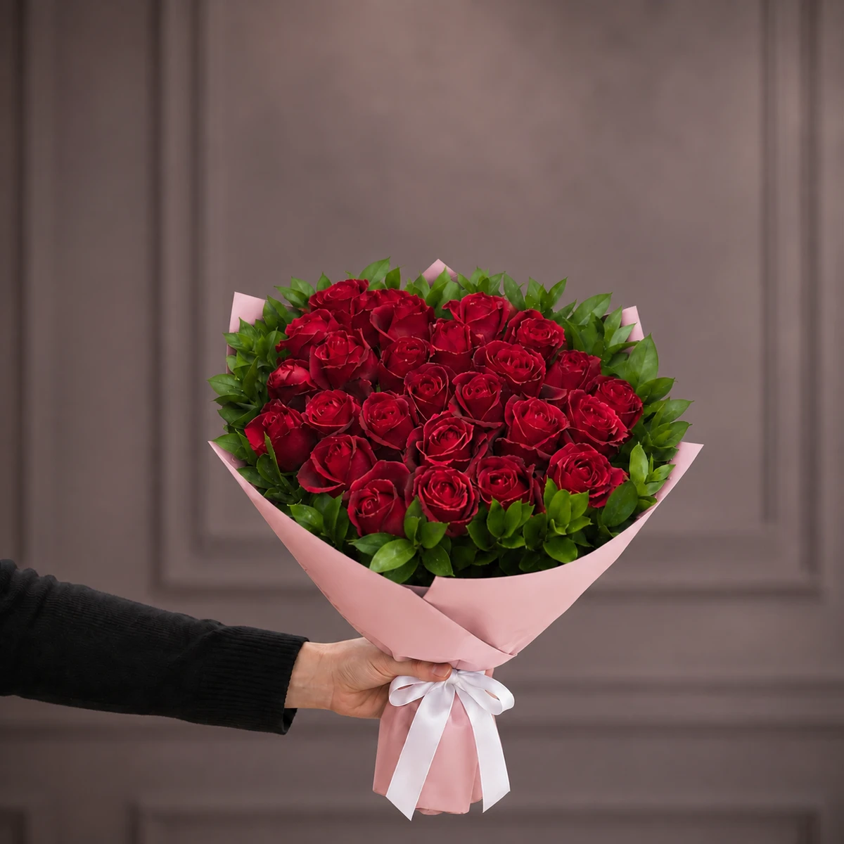 25 Kırmızı Gül Buketi - Pudra Pembe Ambalaj