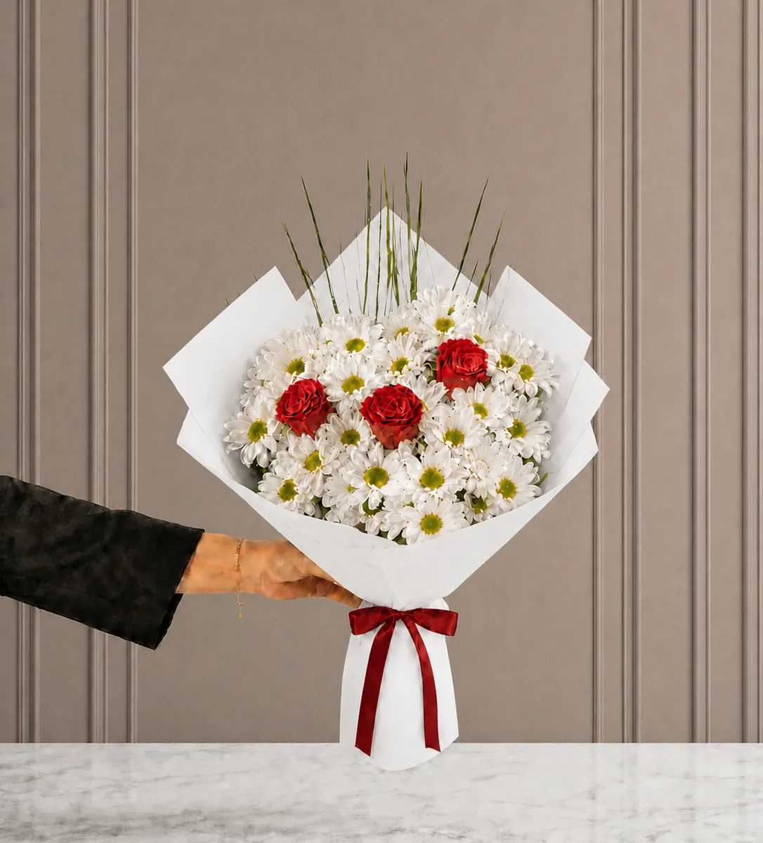 Papatya Gül Buketi - 3 Gül ve Papatya Buketi - Beyaz Ambalaj